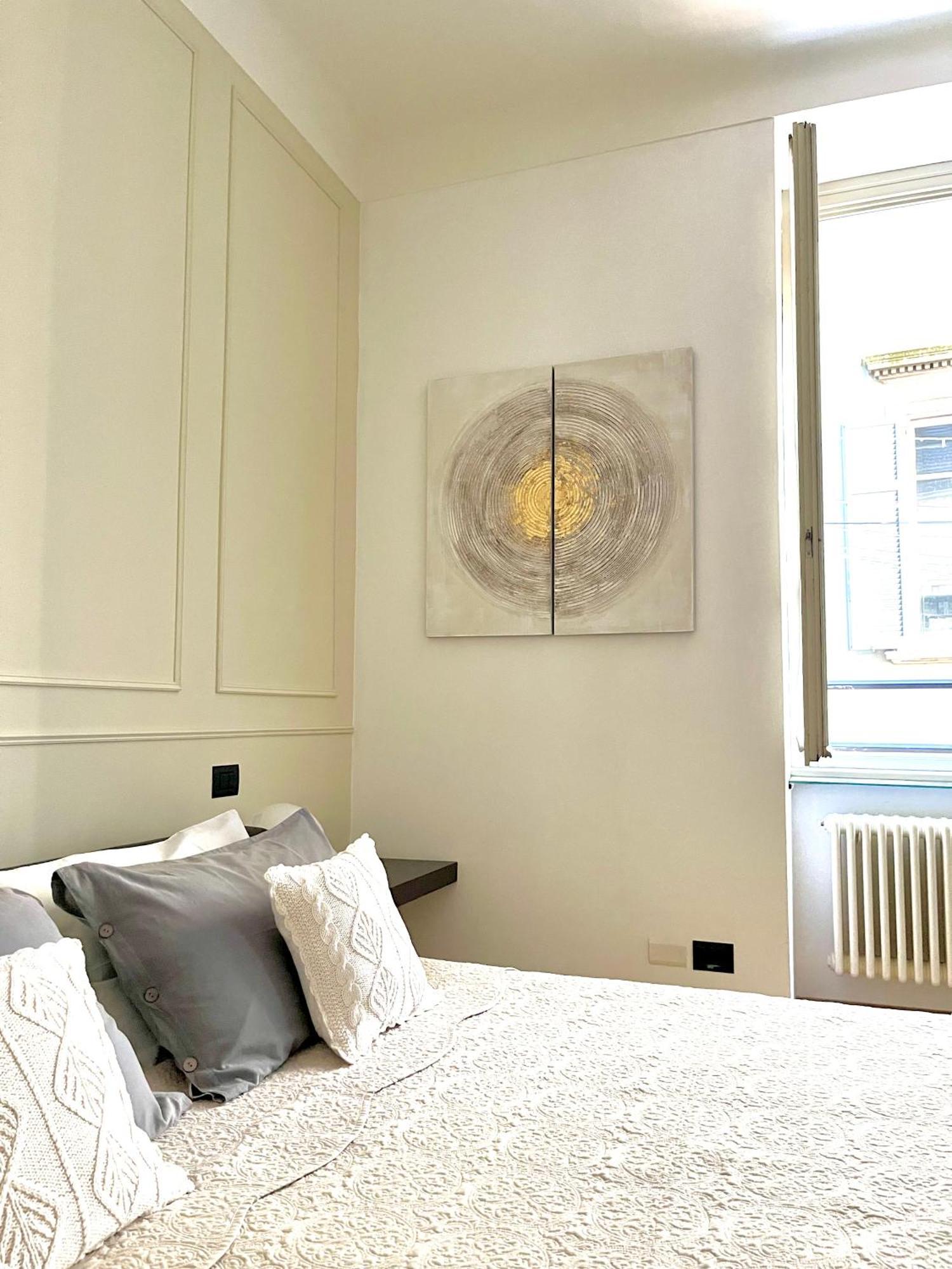 Charming Como - Apartment Downtown In The Pedestrian Area With 2 Double Bedrooms And 2 Complete Bathrooms A Spacious Living Room And Full Equipped Kitchen Εξωτερικό φωτογραφία