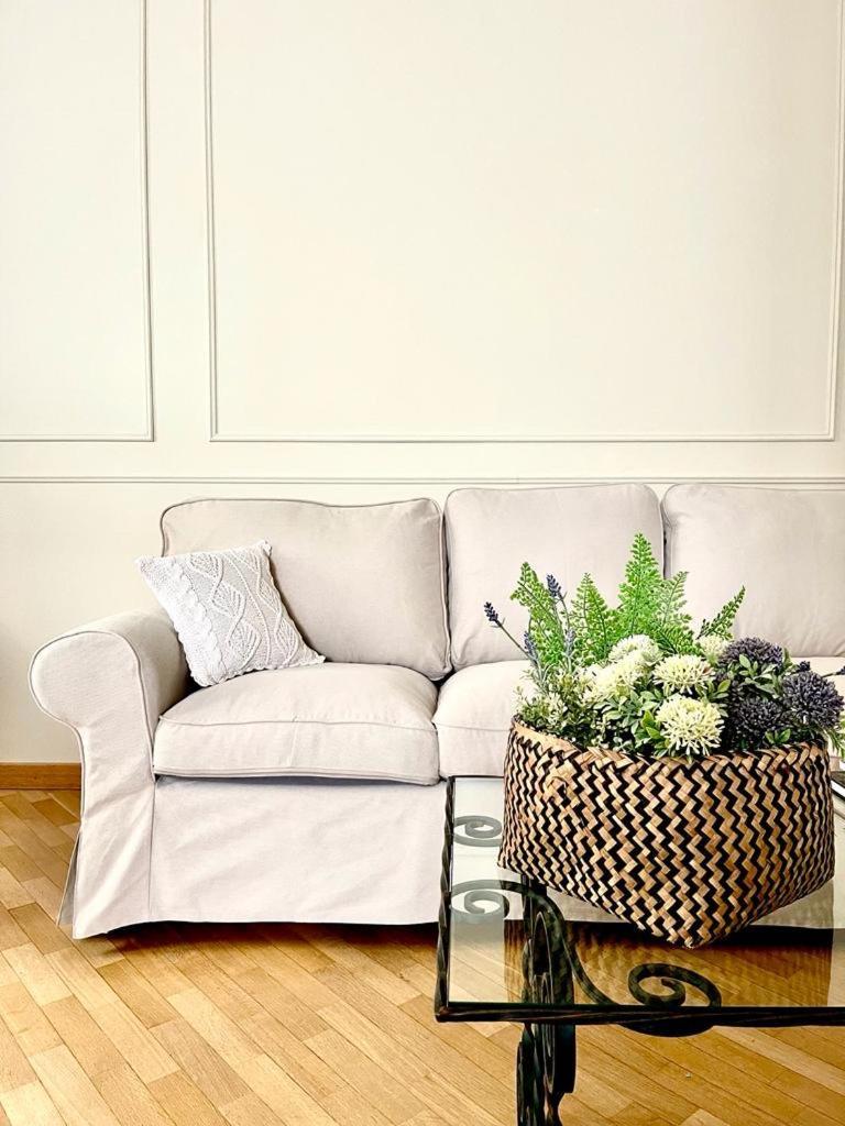 Charming Como - Apartment Downtown In The Pedestrian Area With 2 Double Bedrooms And 2 Complete Bathrooms A Spacious Living Room And Full Equipped Kitchen Εξωτερικό φωτογραφία