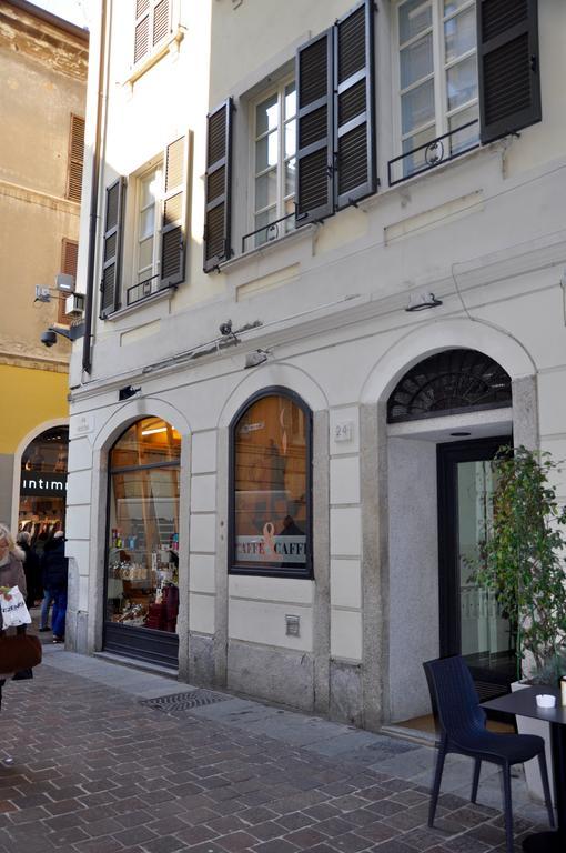 Charming Como - Apartment Downtown In The Pedestrian Area With 2 Double Bedrooms And 2 Complete Bathrooms A Spacious Living Room And Full Equipped Kitchen Εξωτερικό φωτογραφία